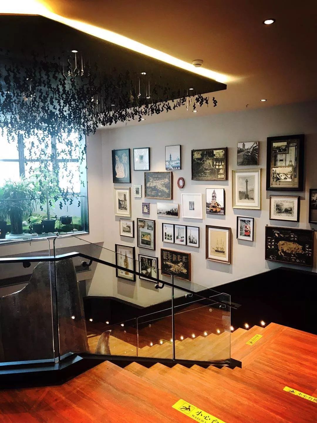 浼佷笟鏂囧寲浠ユⅵ涓洪┈涓嶈礋闊跺崕,灏忓井浼佷笟鐢熶骇鏁呬簨