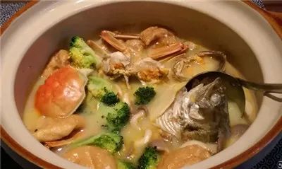 六月黄是发育不良，黄油蟹是病入膏肓