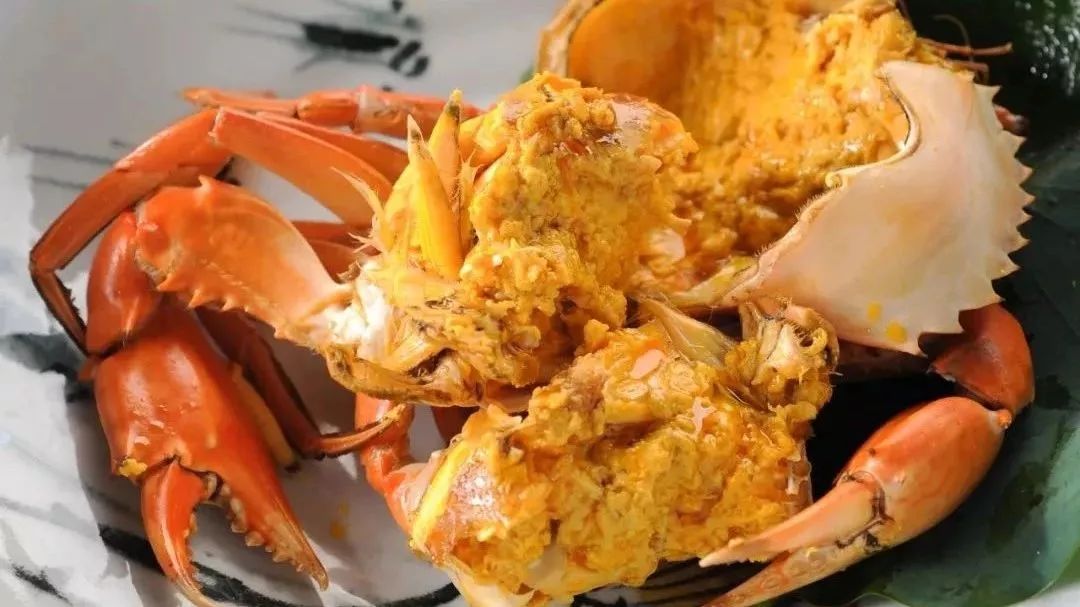 六月黄是发育不良，黄油蟹是病入膏肓