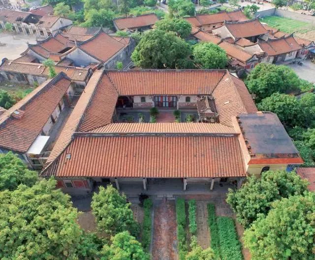 这是一场冰雪世界与海上花园的相遇,期待与你碰撞出不一样的火花~