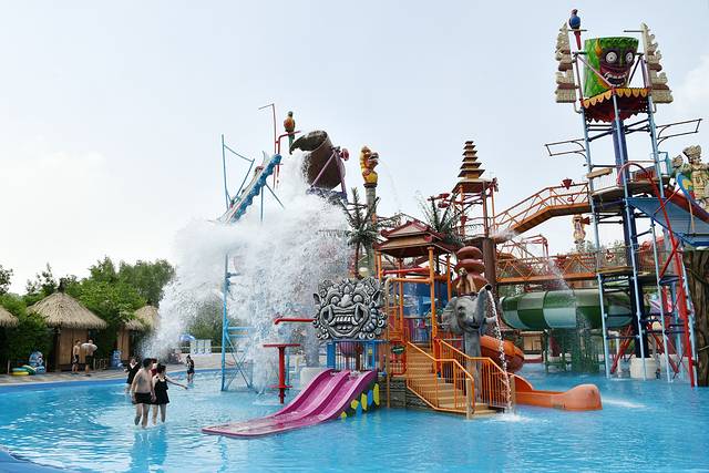 辽宁抚顺热高水上乐园攻略,抚顺热高水上乐园滑梯介绍