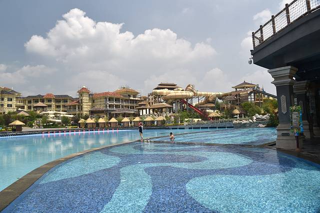 辽宁抚顺热高水上乐园攻略,抚顺热高水上乐园滑梯介绍