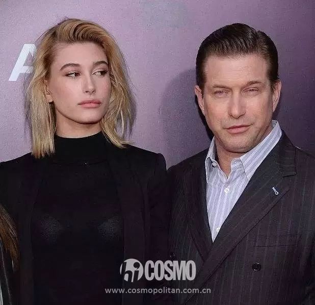 比伯海莉最近新消息,时尚典礼比伯海莉