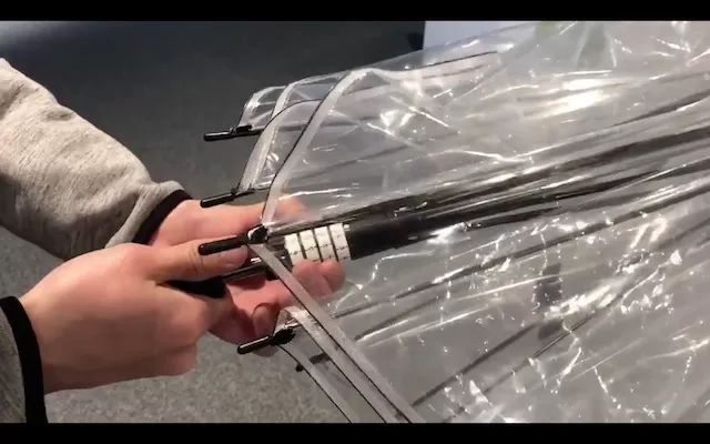 为什么日本人喜欢用长柄伞,为什么日本人很少使用折叠雨伞呢