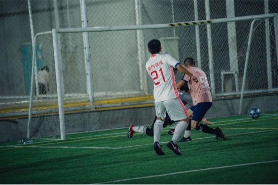 分会丨无锡米兰：联赛第三轮--多点开花胜曼联，继续领跑积分榜