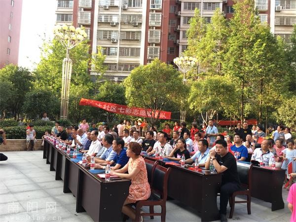 金秋助学帮87名学子圆梦,金秋助学活动助贫困学子圆梦