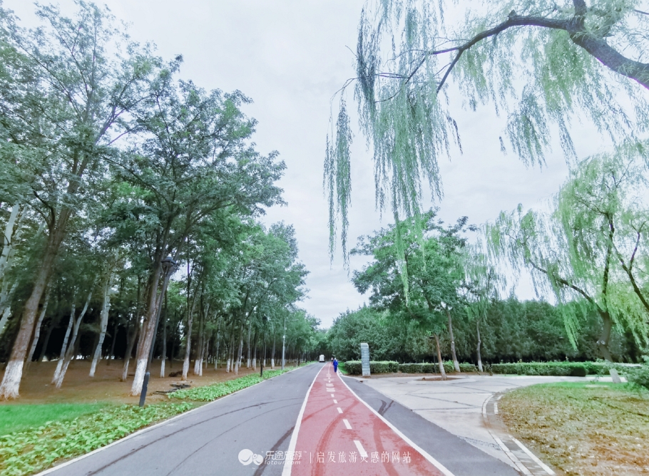 去北京感受京城的繁华,去亦庄