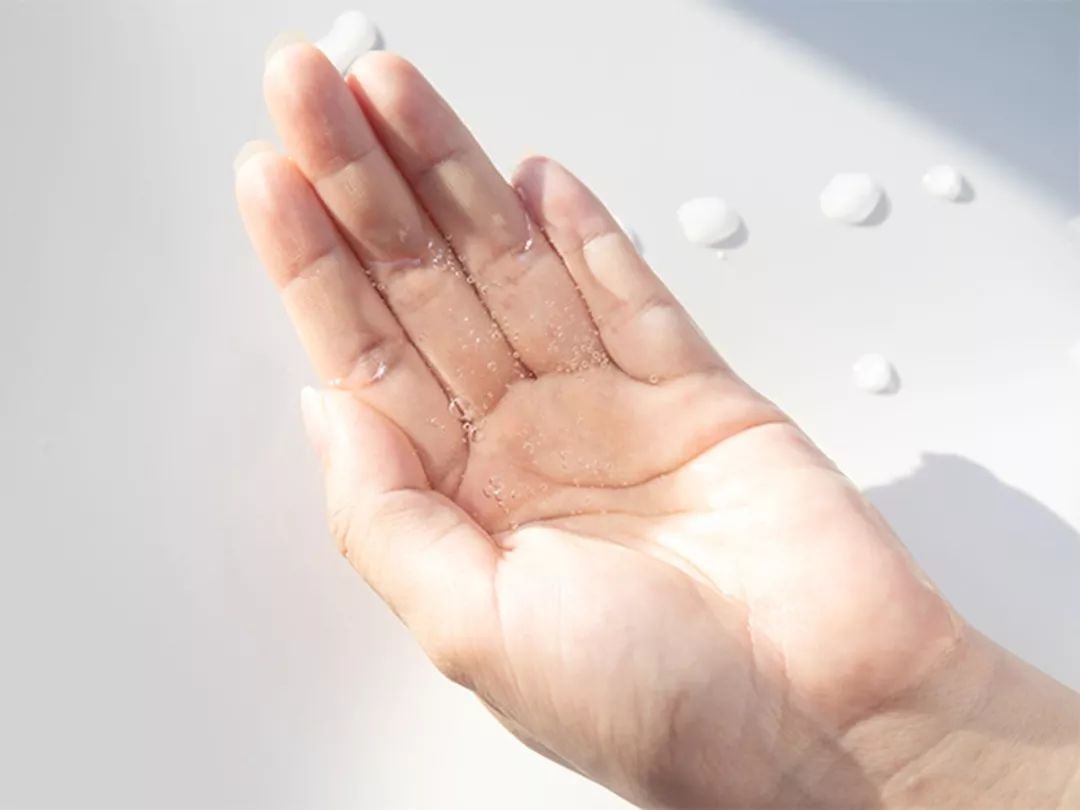 麻范儿好物|1片=12.5瓶安瓶精华的玻尿酸面膜,不到5块钱,效果堪比水光针