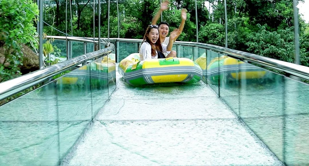 玻璃滑水漂流,玻璃滑漂刺激又好玩