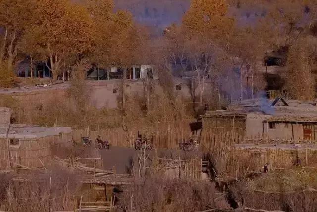 *疆新**于田县：中国最难到达村落！“死亡之海”腹地，消失2000余年