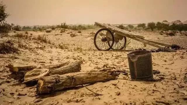 *疆新**于田县：中国最难到达村落！“死亡之海”腹地，消失2000余年