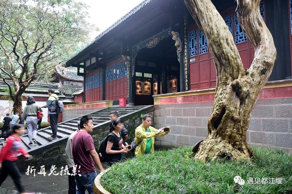 徽派建筑历史悠久的古建筑,这座古建筑气势雄伟