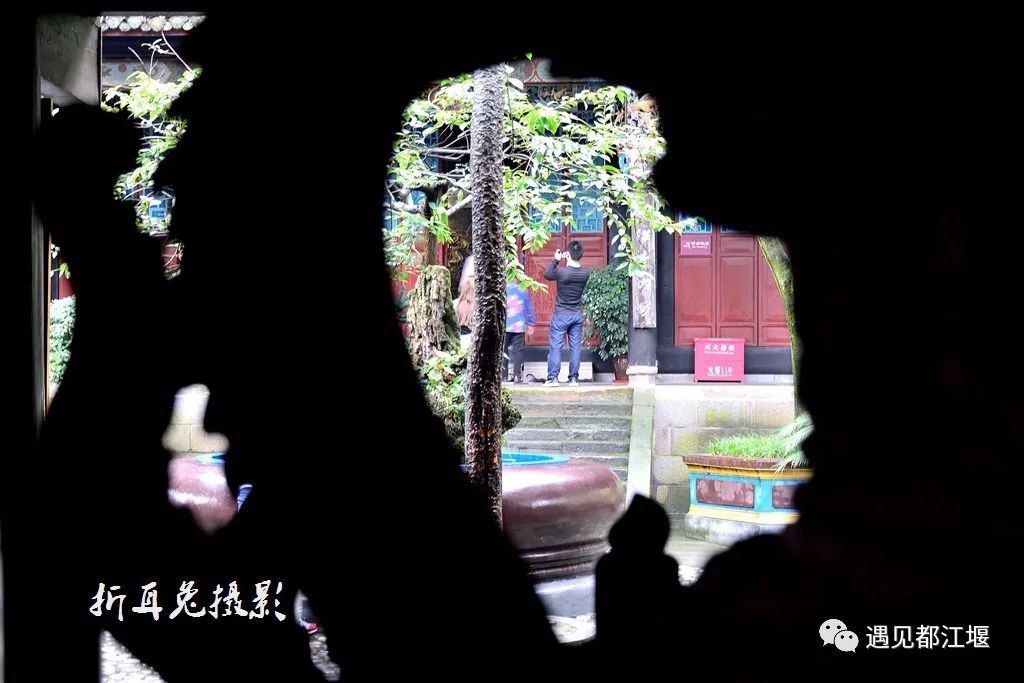 徽派建筑历史悠久的古建筑,这座古建筑气势雄伟