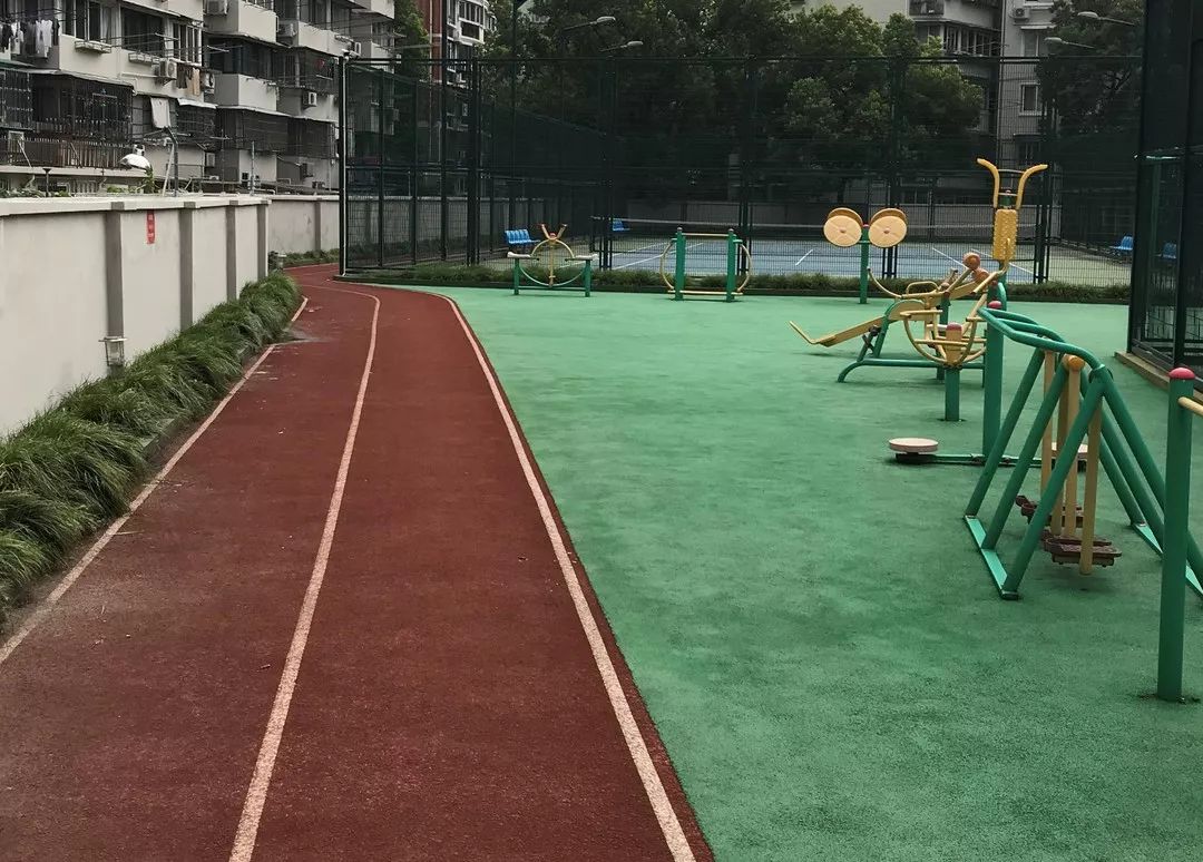 静安体育中心跑道开放时间,静安体育中心免费开放吗