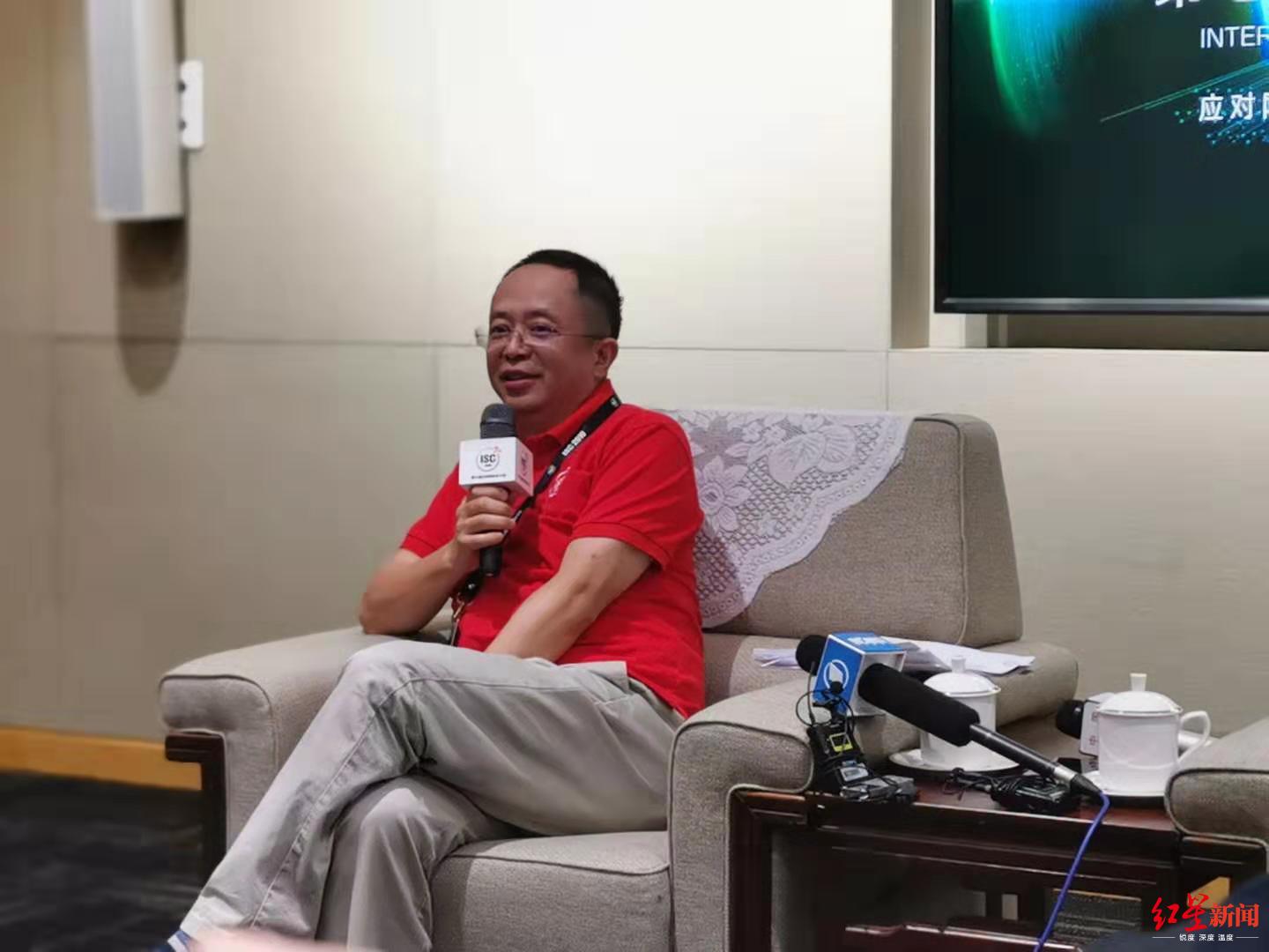 周鸿祎要么便宜要么简单,周鸿祎我的人生竟如此失败