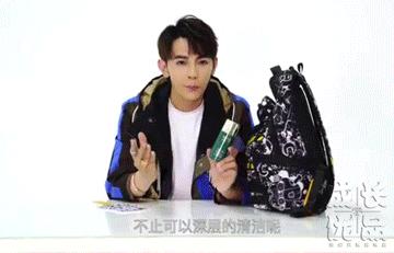 用它洗脸,脏东西自己浮出来,比做10次面膜还管用!丨开团