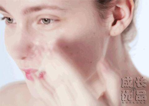 用它洗脸,脏东西自己浮出来,比做10次面膜还管用!丨开团