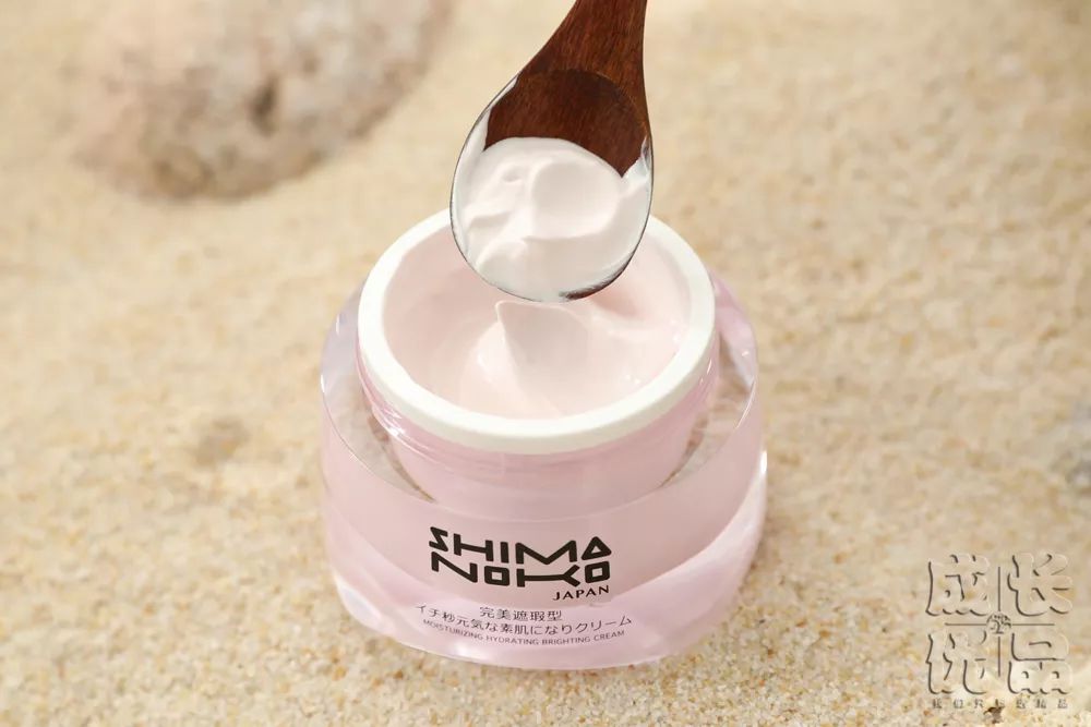 用它洗脸,脏东西自己浮出来,比做10次面膜还管用!丨开团