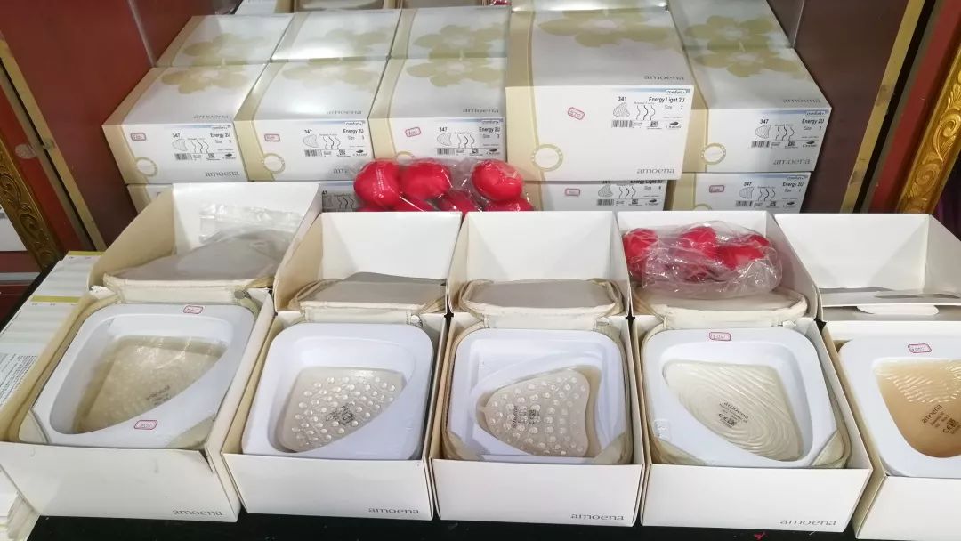 装成没患癌的模样：戴上假发，我还是“原来”的我