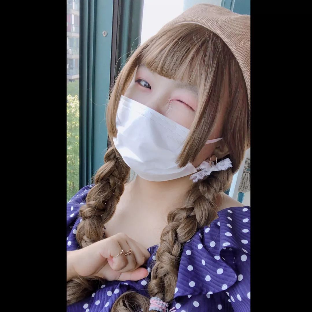 装成没患癌的模样：戴上假发，我还是“原来”的我