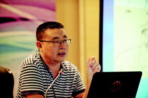 中国教育电视台副总编辑张志君：讲述*旗国**国徽*歌国**背后的故事