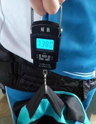 真正护脊的书包！挪威皇室*用御**书包！背着好看，保护脊椎，不驼背