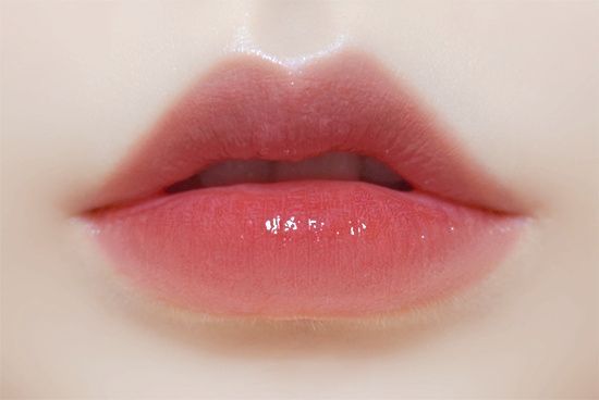 丰唇怎样让唇边更立体,适合丰唇的唇形