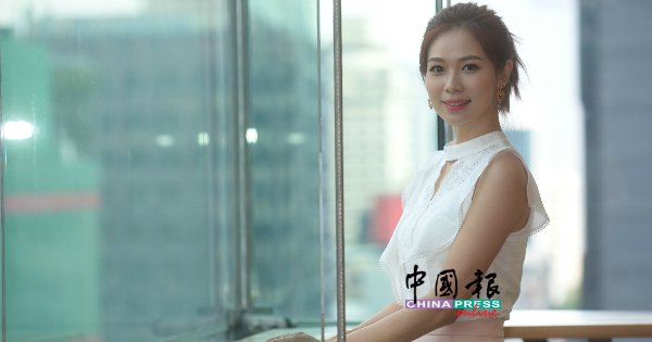 杨秀惠笑翻全场,八卦杨秀惠近况