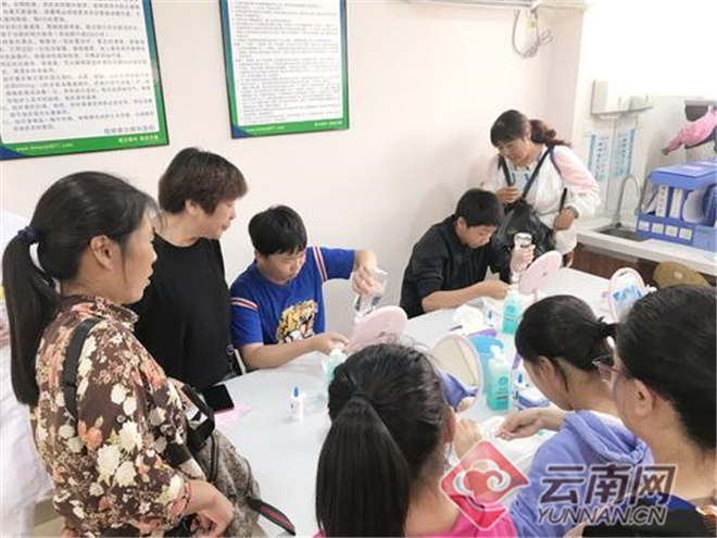 戴角膜塑形镜可以治疗近视吗,角膜塑形镜能治疗近视吗