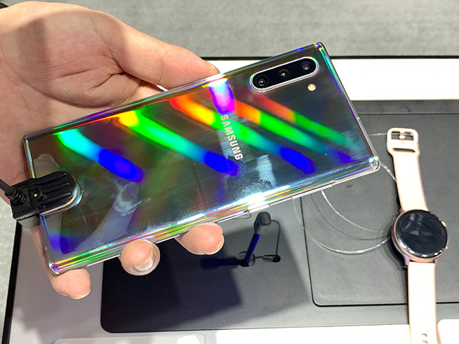 三星第一款双模5g,三星首款5g手机