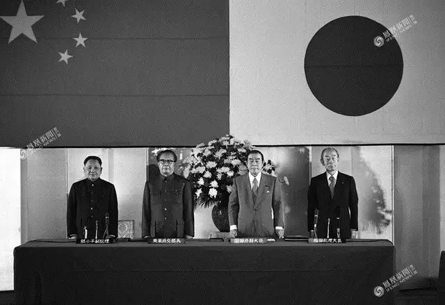 今天他115岁了，*小平邓**人生的40个瞬间