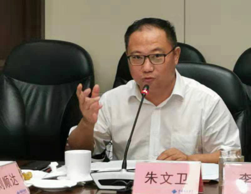 使用1000米这样的线，每年可节省电费36万元——来自“火山岩无机矿物质全浇注母线”项目研讨会的报道