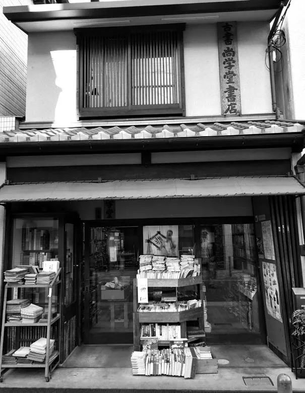 李小龙去过祖居吗,李小龙去读书