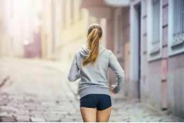 如何疏导抑郁症的人的心理,6个技巧让你摆脱抑郁情绪的烦恼