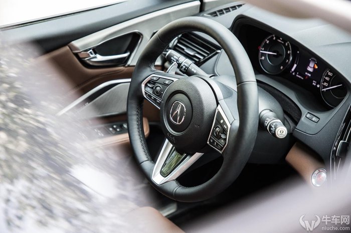 广汽讴歌rdx二驱评测,全新讴歌rdx有颜值有科技更有驾控