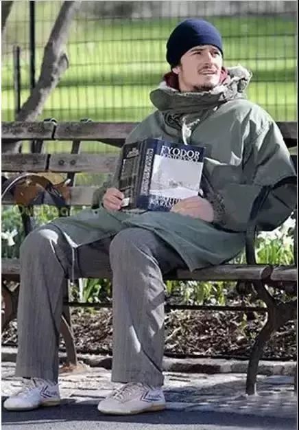 中国60年前造了双小白鞋,法国人一夜“偷走”赚翻了!今天它潮回来了