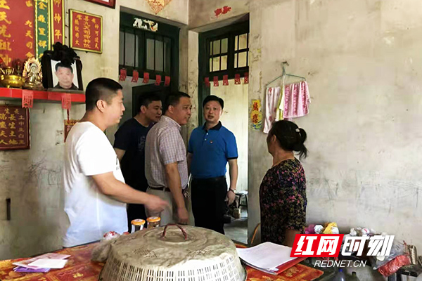 贫困村变网红打卡地,贫困村成网红村