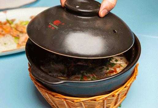 搬来个舟山「海鲜市场」！佛手、胭脂、大米鱼…你爱吃的海鲜从挑到做全get