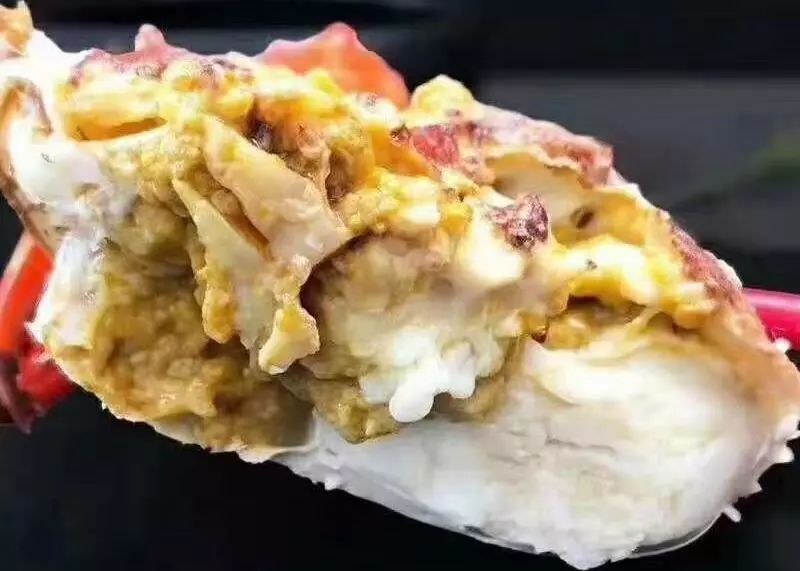 搬来个舟山「海鲜市场」！佛手、胭脂、大米鱼…你爱吃的海鲜从挑到做全get