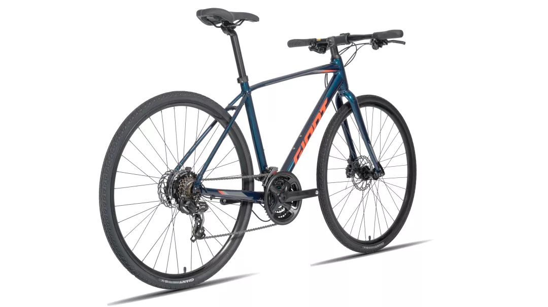 捷安特escape3公路车适合女生骑,捷安特escape1和liv公路车哪个好