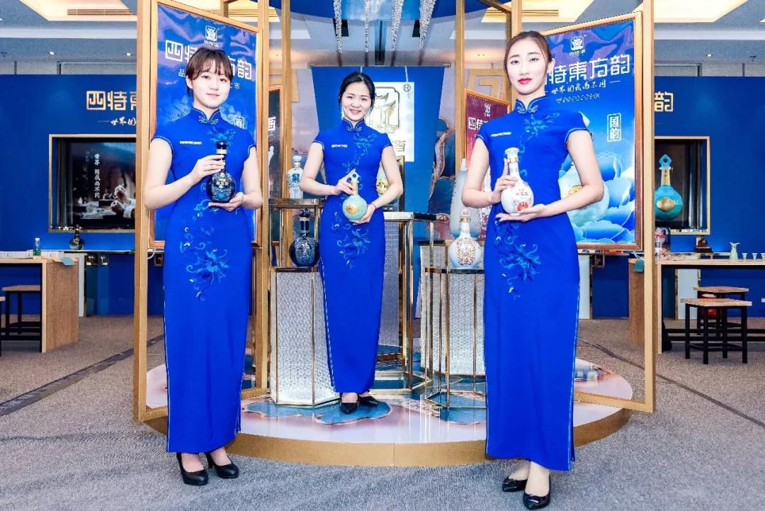 四特东方韵酒星级排名,四特酒东方韵弘国韵2000真假辨别