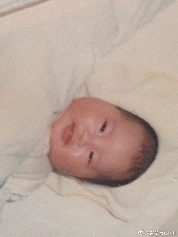 接吻后女生喜欢你的征兆,巨蟹女生喜欢你的征兆