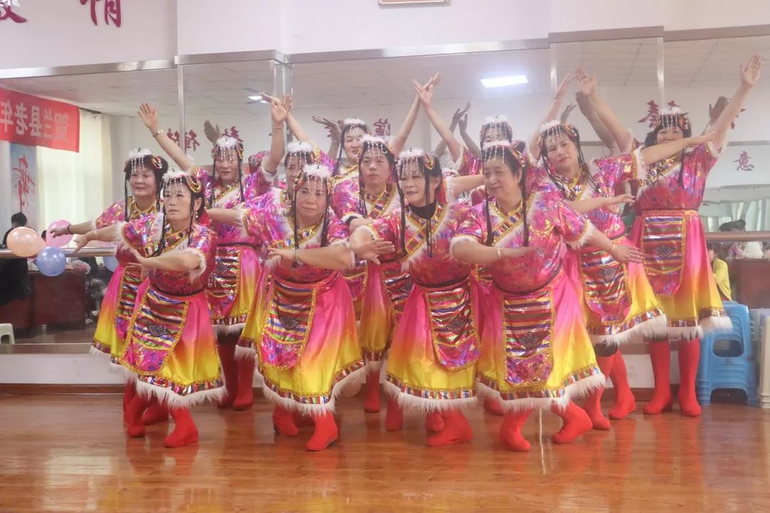 贺兰县老年大学招聘,荣县老年大学招生简章