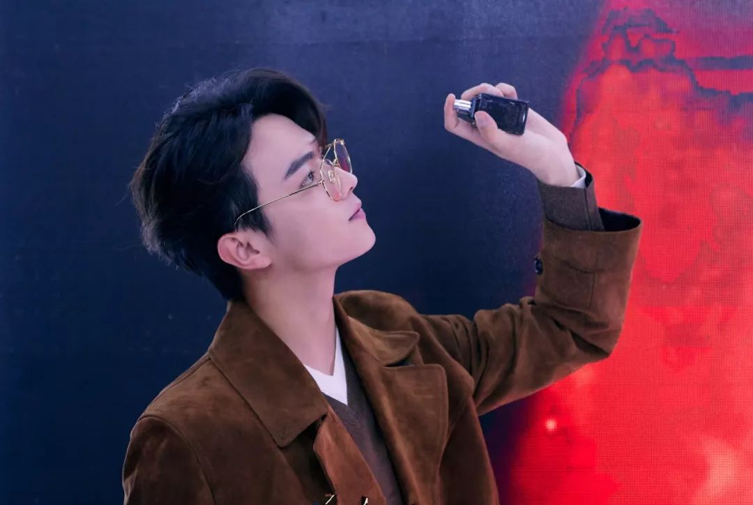 开箱+浮力|都说自由的大学生活，不止这些“小欢喜”