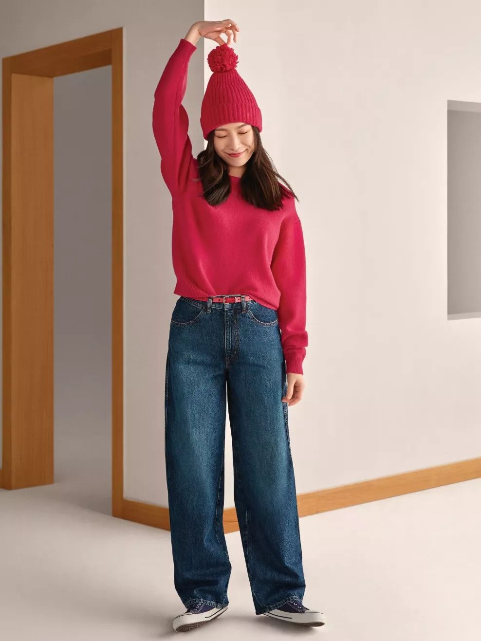 优衣库宽腿廓形牛仔裤搭配,优衣库显腿长的裤子