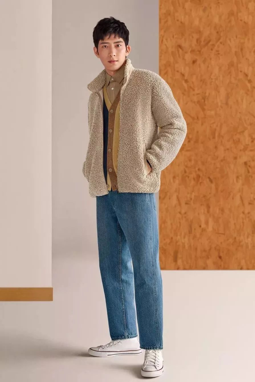 优衣库宽腿廓形牛仔裤搭配,优衣库显腿长的裤子