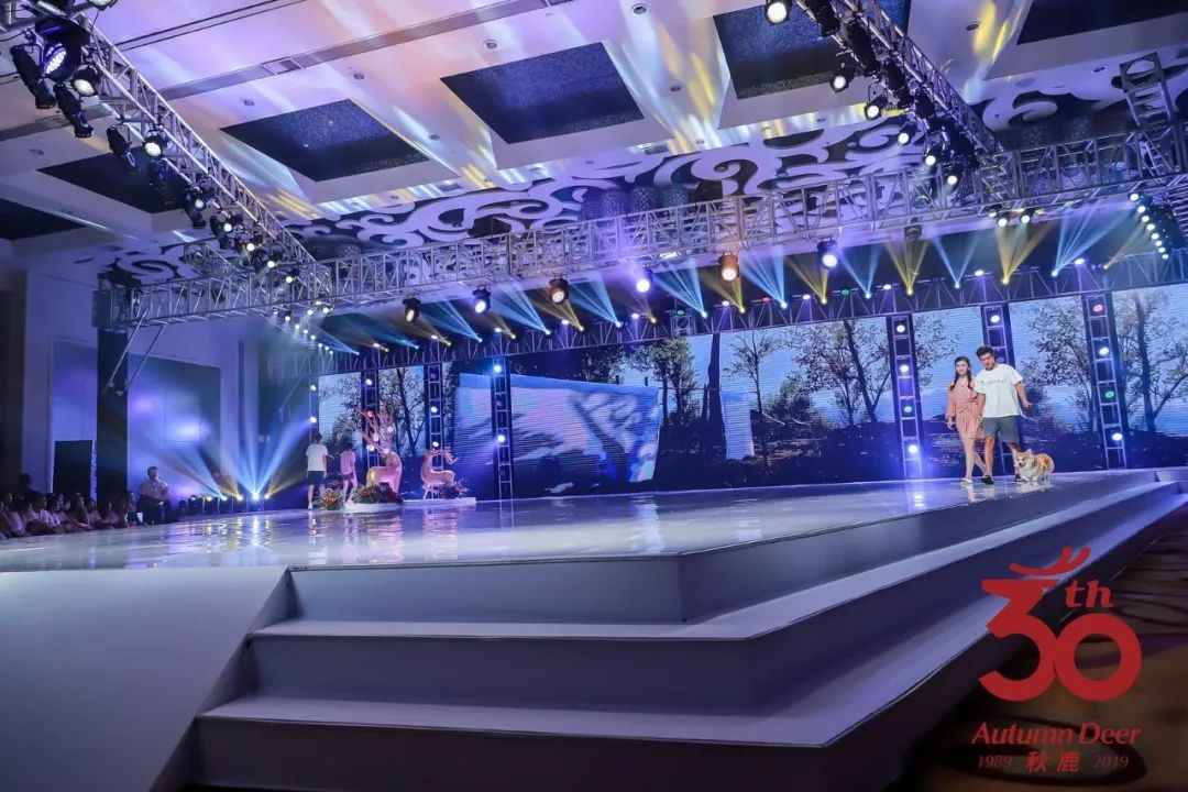 广东时装周香云纱,广东时装周千玉香云纱