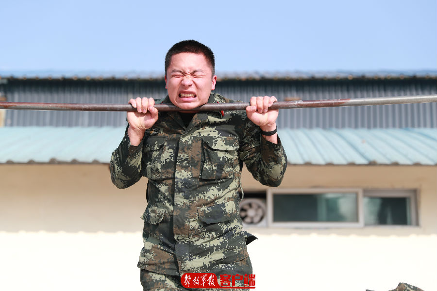 军队警士选晋条件,想报考士官如何选科