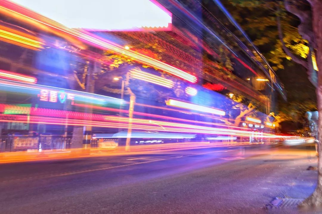 谁拍谁丑特效,谁拍谁丑道具