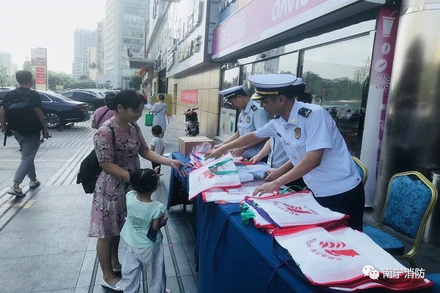 安全消防大练兵,双峰消防开启扫街式消防安全宣传